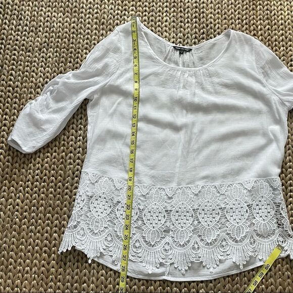 Unique Spectrum 3/4 Sleeve Blouse Sheer With Lace Bottom Hem Size X-Large - Picture 9 of 13